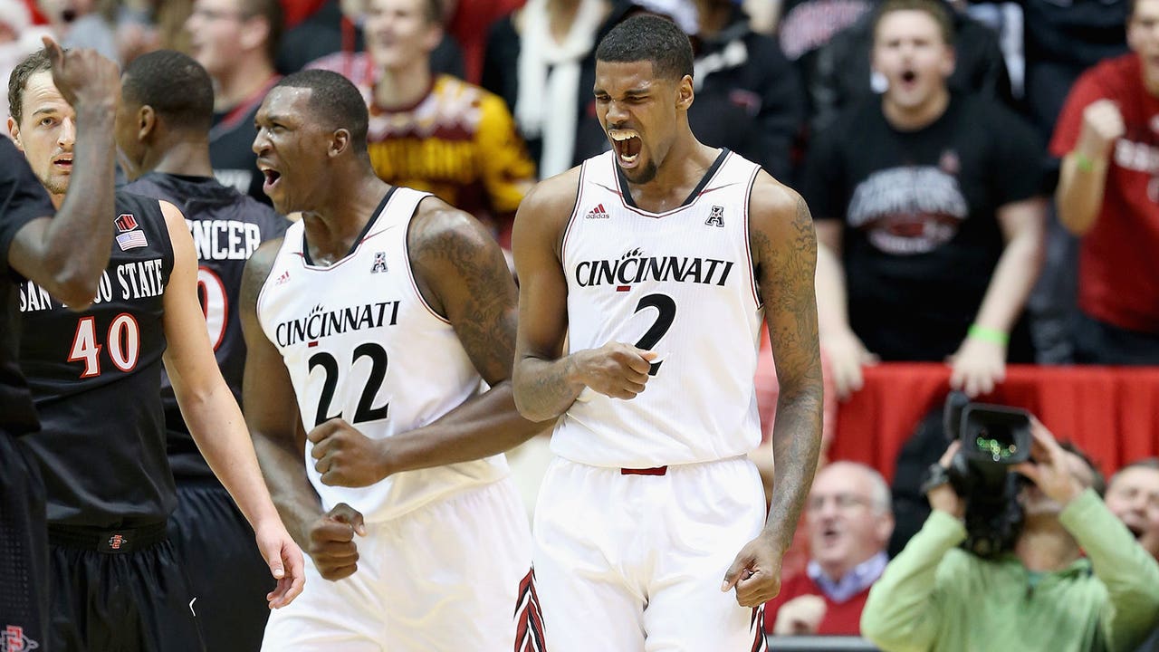 Cincinnati pulls away in overtime to beat No. 19 San Diego State
